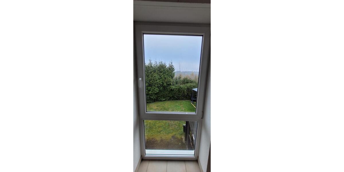 Etagenwohnung Lindlar - 5 Zimmer, 106 m&sup2;, 980&euro; | Angebot:25960379