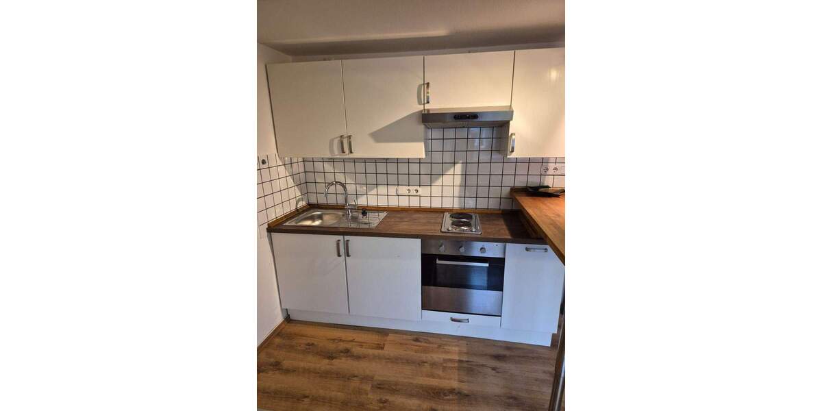 Etagenwohnung Düsseldorf Unterbilk - 1 Zimmer, 30 m&sup2;, 450&euro; | Angebot:25877143