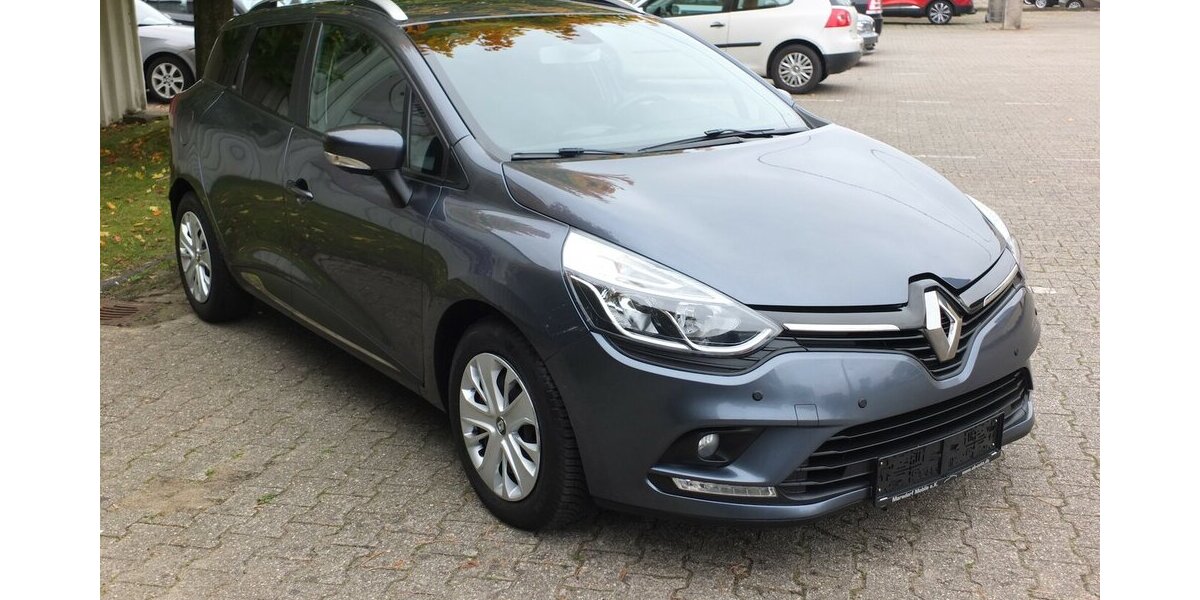 Renault Clio BLACK WEEK 25: EXPRESSION NAVI PARCTRONIC STA 118.021 km 7.904 € Köln 50858