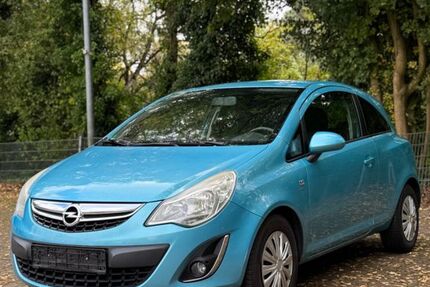 Opel Corsa 185.000 km 2.400 € Solingen 42651