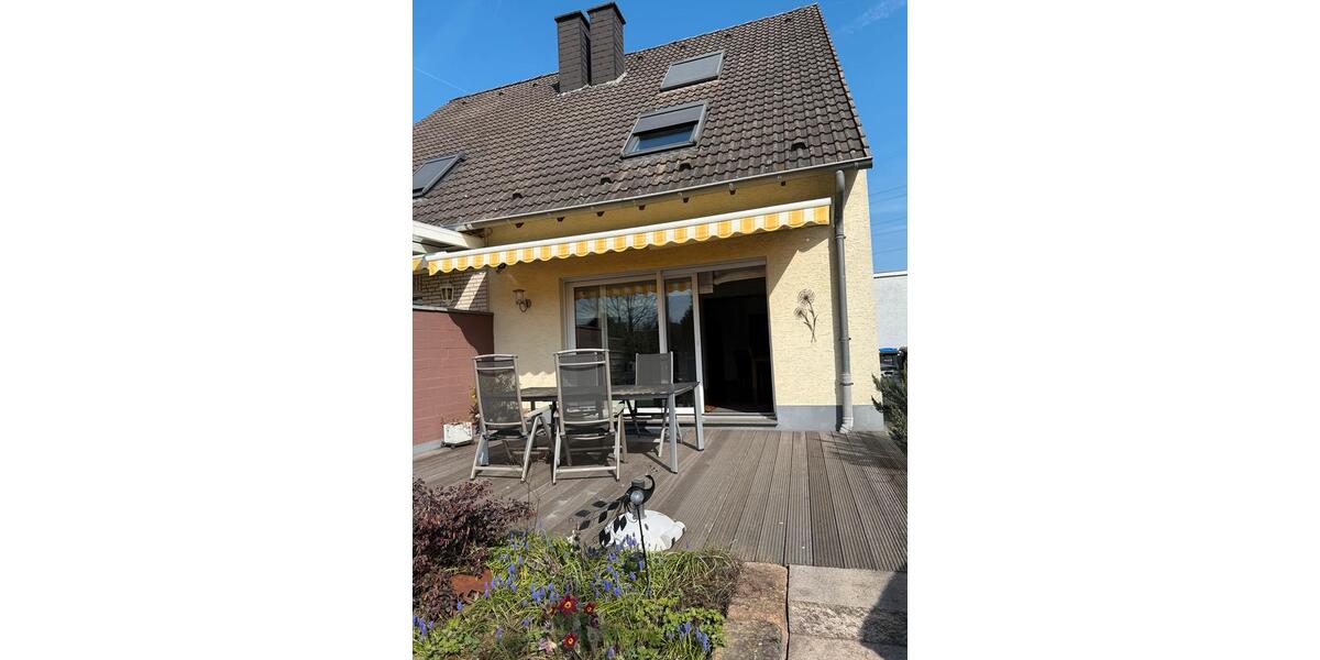 Doppelhaushälfte Monheim am Rhein - 5 Zimmer, 130 m&sup2;, 2.650&euro; | Angebot:26475241