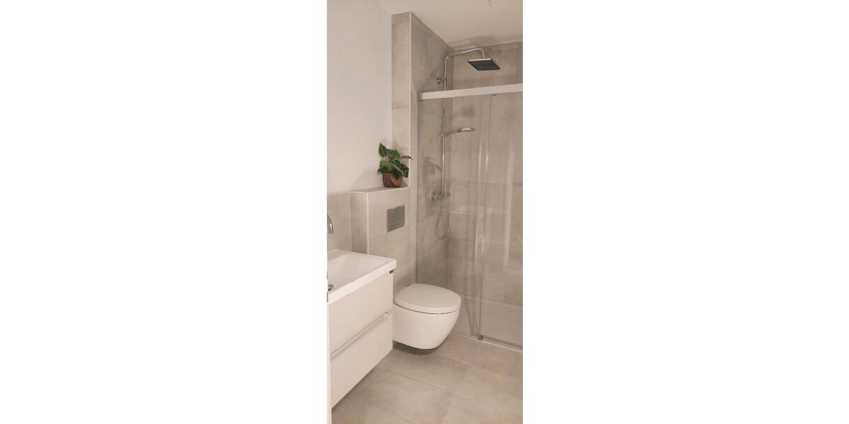 Erdgeschoßwohnung Düsseldorf Stadtbezirk 8 - 1 Zimmer, 45 m&sup2;, 710&euro; | Angebot:24982452