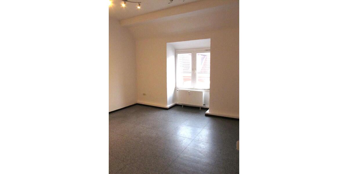 Dachgeschoßwohnung Leverkusen Opladen - 3 Zimmer, 80 m&sup2;, 900&euro; | Angebot:25920226