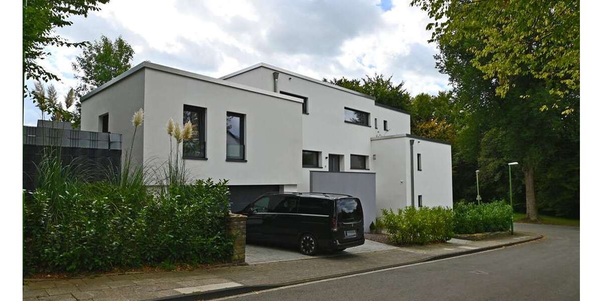 Einfamilienhaus Essen Stadtbezirk IX - 10 Zimmer, 330 m&sup2;, 2.150.000&euro; | Angebot:25287690