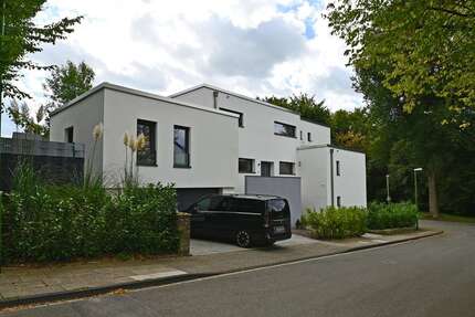 Haus Essen Stadtbezirk IX - 10 Zimmer, 330 m&sup2;, 2.150.000&euro; | Angebot:25287690