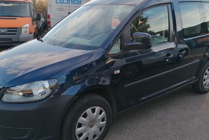 VW Caddy 159.000 km 5.600 &euro; Köln 51107