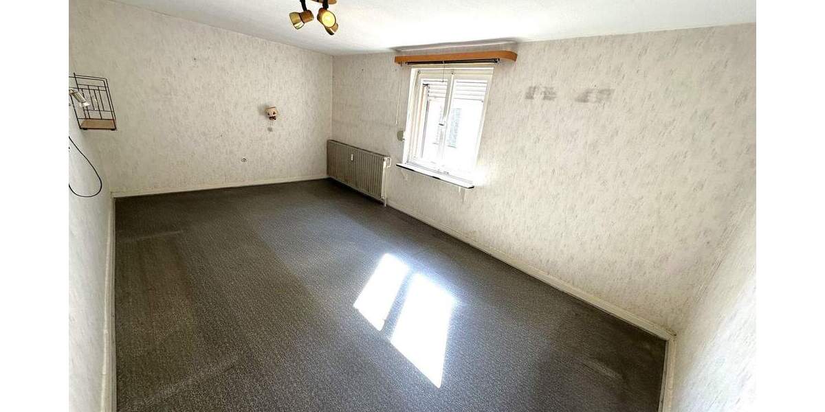 Einfamilienhaus Halver Carthausen - 6 Zimmer, 122 m&sup2;, 179.000&euro; | Angebot:23825052