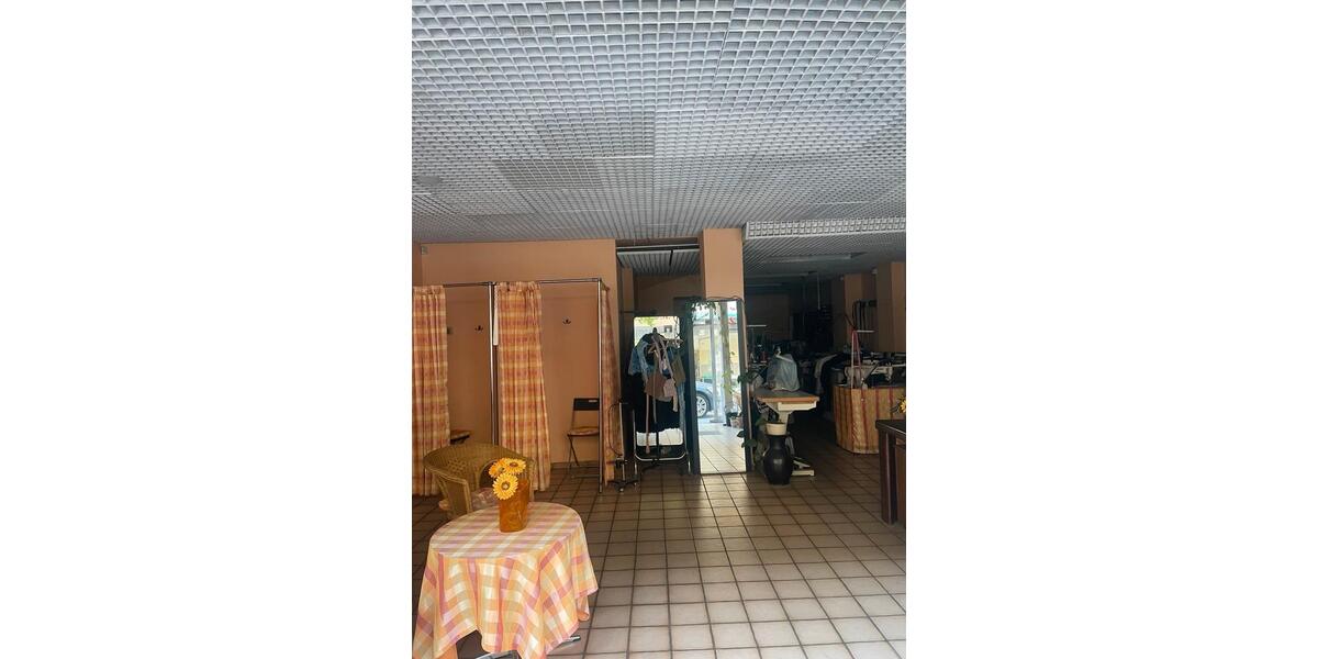 Gewerbeobjekt Düsseldorf Stadtbezirk 3 - 1.500&euro; | Angebot:26402761