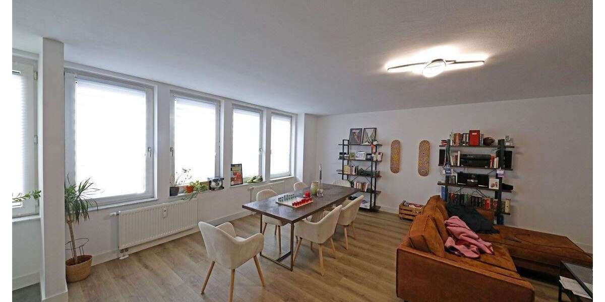 Etagenwohnung Düsseldorf Stadtmitte - 3 Zimmer, 123 m&sup2;, 1.600&euro; | Angebot:25044559
