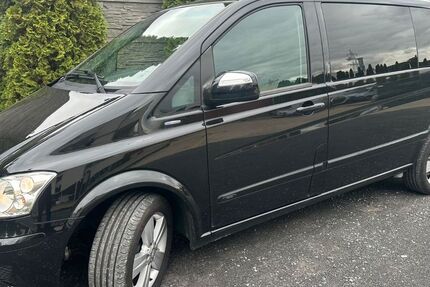Mercedes-Benz Viano 299.999 km 10.900 € Hilden 40721