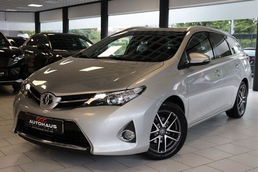 Auris