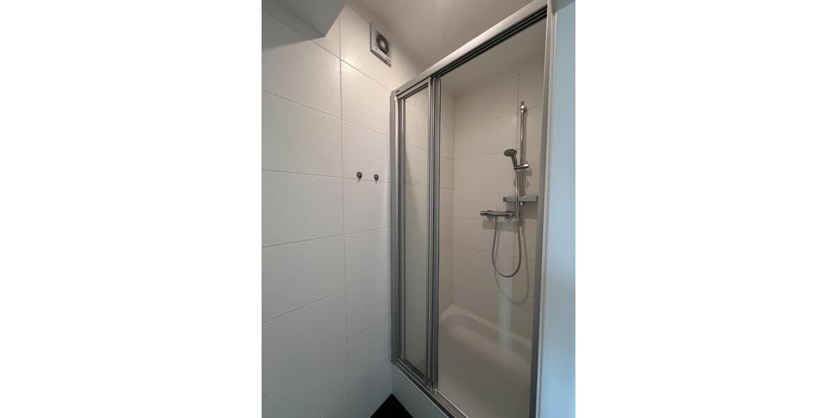 Etagenwohnung Neuss - 1 Zimmer, 55 m&sup2;, 770&euro; | Angebot:24849029