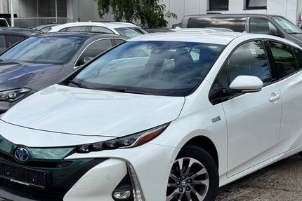 Toyota Prius 110.000 km 15.990 € Köln 51105