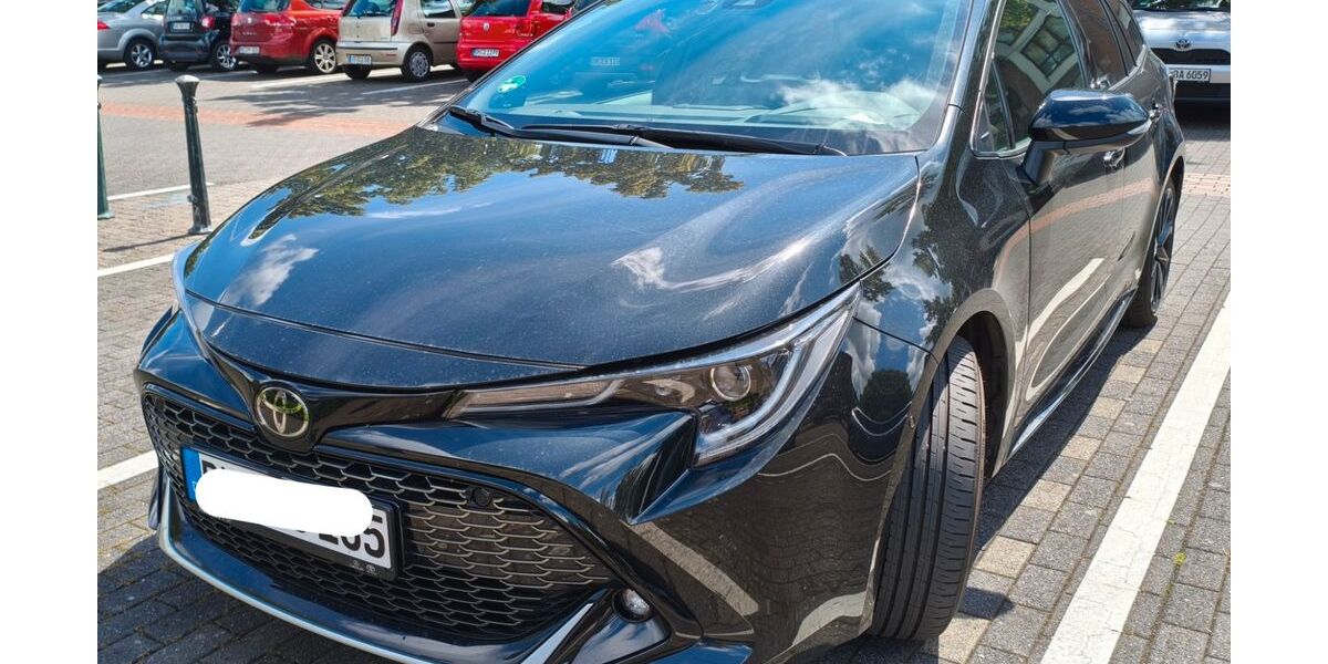 Toyota Corolla 45.500 km 25.500 &euro; Pulheim-Stommeln 50259