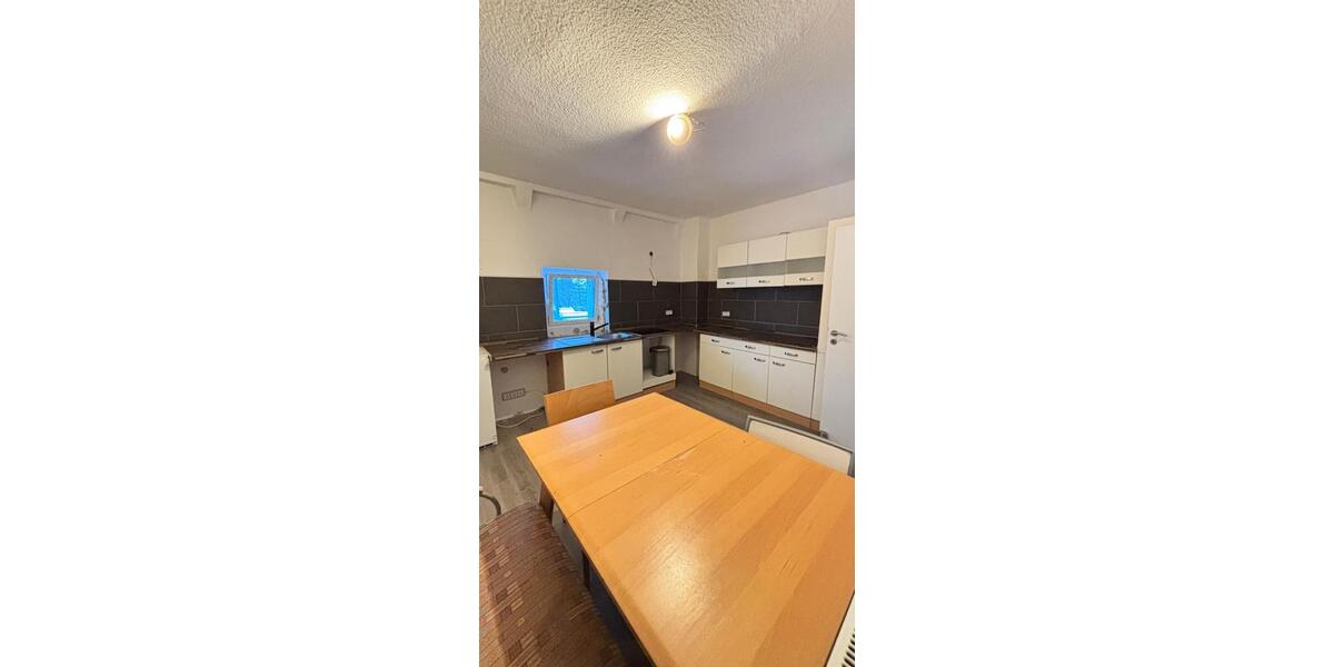 Etagenwohnung Solingen Aufderhöhe - 3 Zimmer, 65 m&sup2;, 1.050&euro; | Angebot:24609010