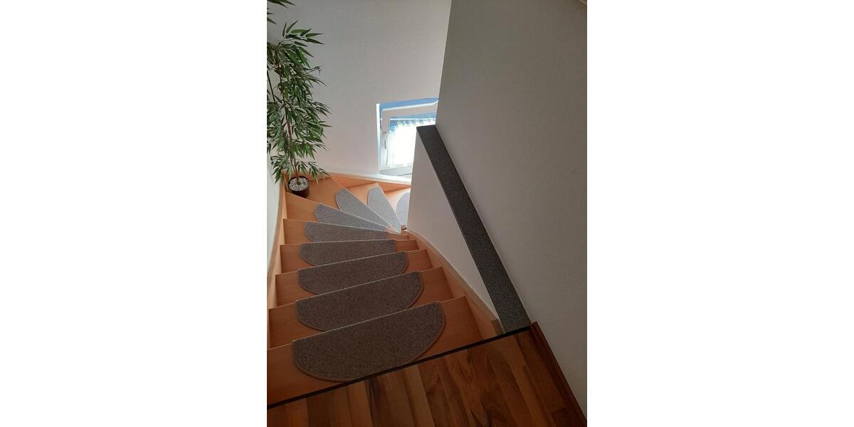Maisonettenwohnung Solingen Höhscheid - 5 Zimmer, 143 m&sup2;, 1.200&euro; | Angebot:27626504