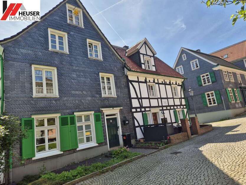 Haus zum Kaufen in Remscheid 180.000 € 183 m²