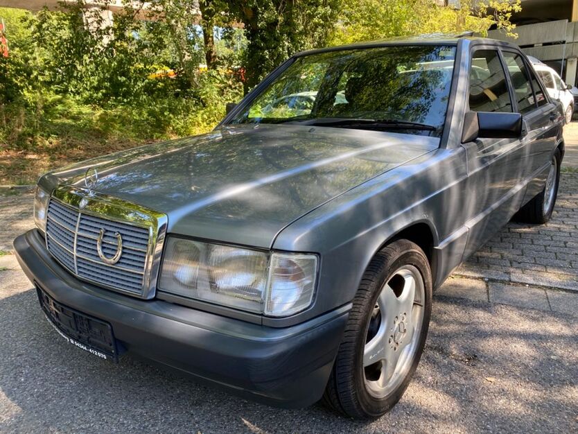 Mercedes-Benz 190 179.500 km 4.700 € Essen 45276