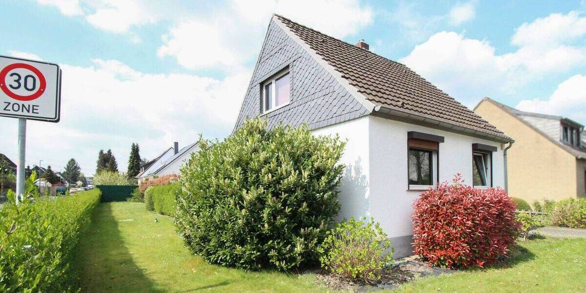 Einfamilienhaus Düsseldorf Vennhausen - 4 Zimmer, 95 m&sup2;, 525.000&euro; | Angebot:26275646