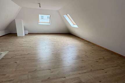 Wohnung Köln Ehrenfeld - 4 Zimmer, 125 m&sup2;, 2.000&euro; | Angebot:27028231