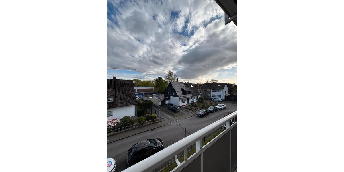 Etagenwohnung Langenfeld (Rheinland) - 3 Zimmer, 66 m&sup2;, 1.100&euro; | Angebot:26031704