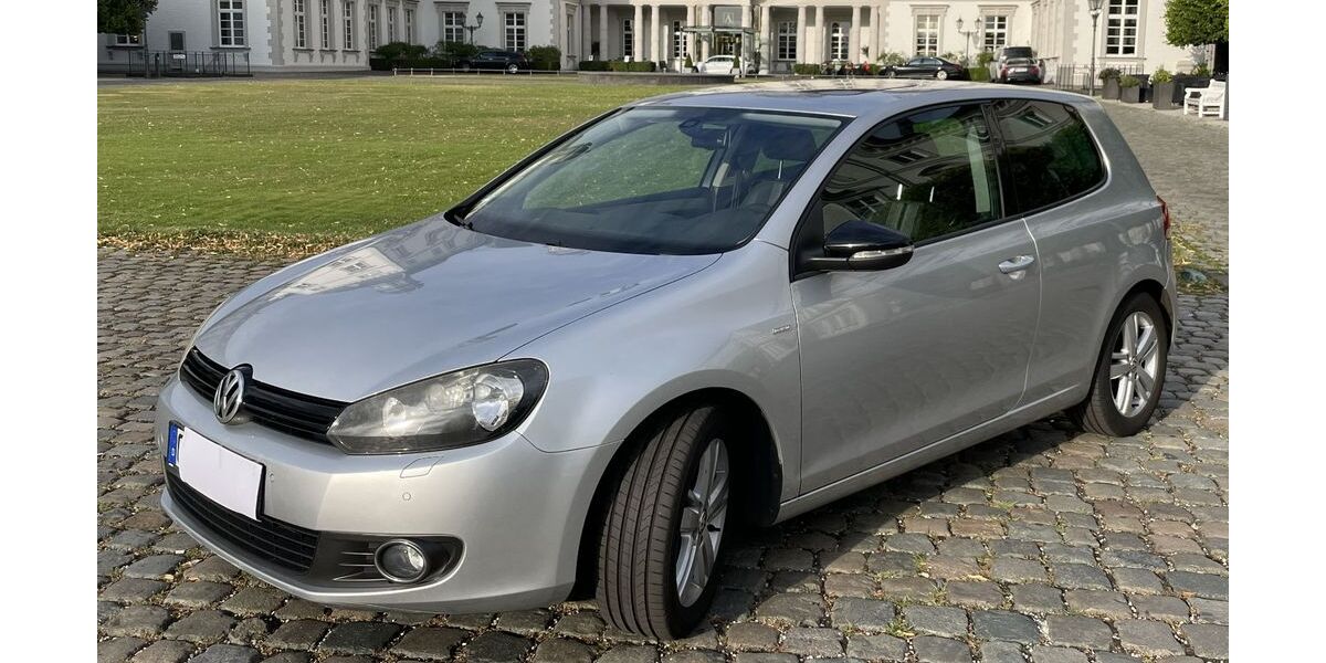 VW Golf 181.500 km 3.850 &euro; Bergisch Gladbach 51427