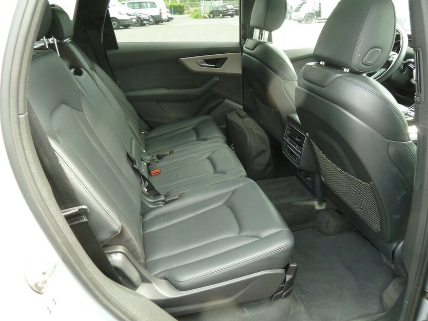 Audi Q7 55e TFSI Quattro Leder Matrix Panorama Air 170.000 km 36.900 € Ratingen 40885