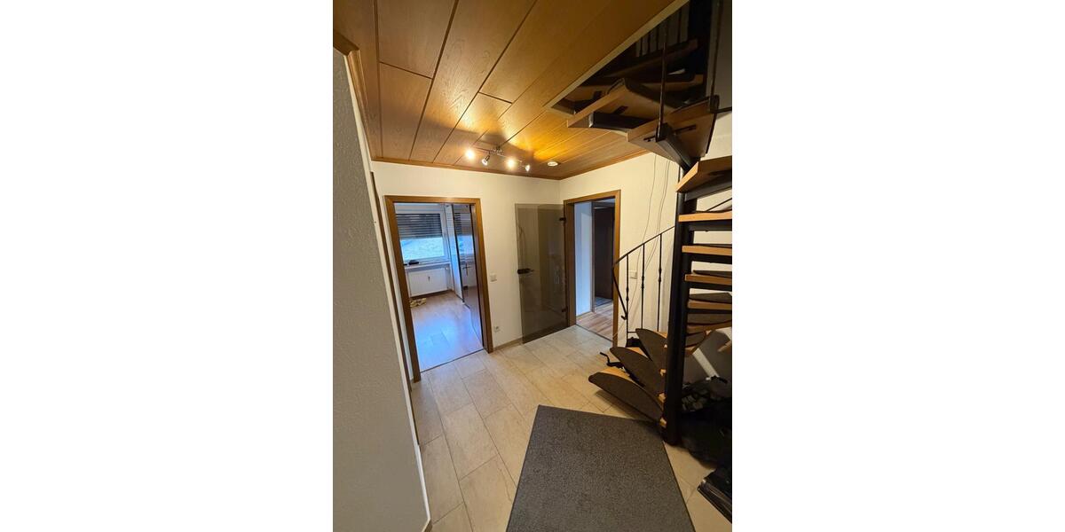 Maisonettenwohnung Dormagen Broich - 3 Zimmer, 75 m&sup2;, 600&euro; | Angebot:24803261