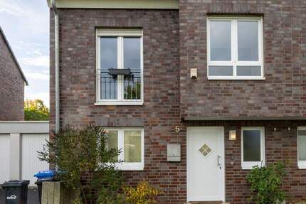 Haus Leverkusen Hitdorf - 5 Zimmer, 147 m&sup2;, 670.000&euro; | Angebot:24873235