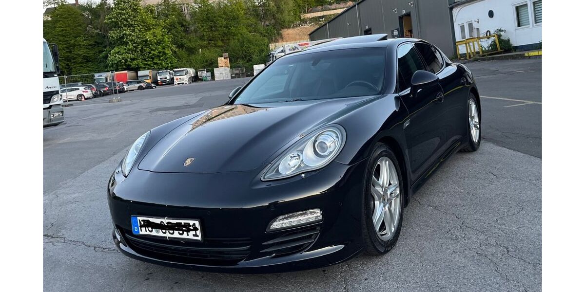 Porsche Panamera 230.000 km 20.900 &euro; Wuppertal 42117