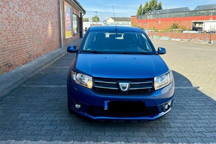 Dacia Sandero 124.000 km 6.499 € Köln 50825