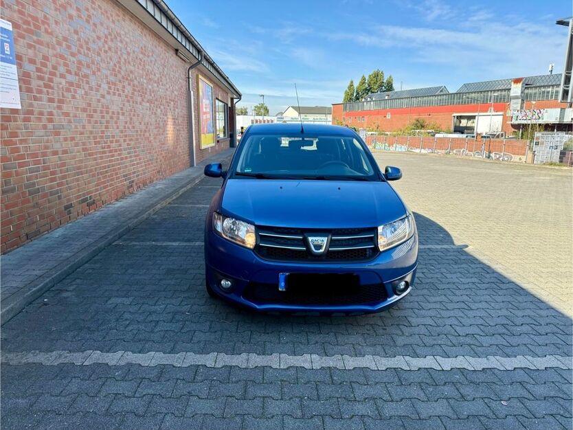 Dacia Sandero 124.000 km 6.499 € Köln 50825