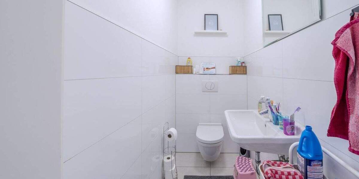 Etagenwohnung Düsseldorf Lohausen - 4 Zimmer, 100 m&sup2;, 549.000&euro; | Angebot:25680480