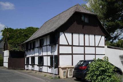 historisches Fachwerkhaus im alten Ortskern von Düsseldorf - Urdenbach