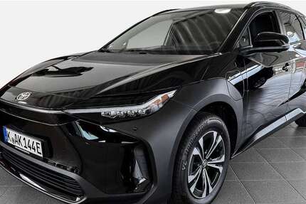 Toyota bZ4X 2.000 km 34.635 &euro; Köln 51063