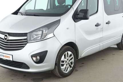 Opel Vivaro 100.523 km 21.450 &euro; Köln 50739