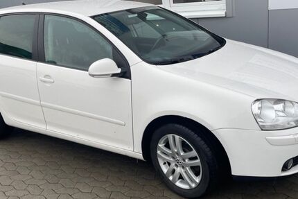 VW Golf 88.600 km 5.730 &euro; Köln 50674