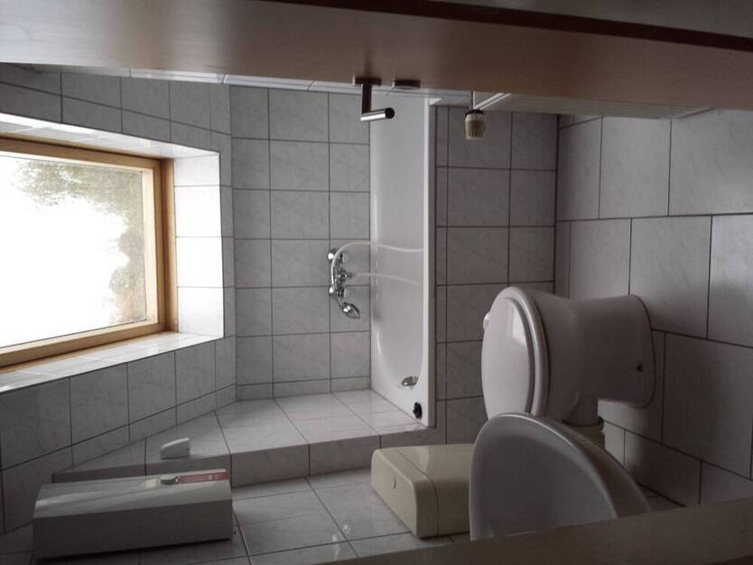 Helle Dachgeschoßwohnung in ruhiger Seitenstraße