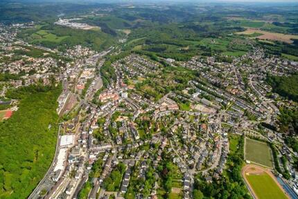 Haus Ennepetal - 4 Zimmer, 110 m&sup2;, 1.650&euro; | Angebot:25313043