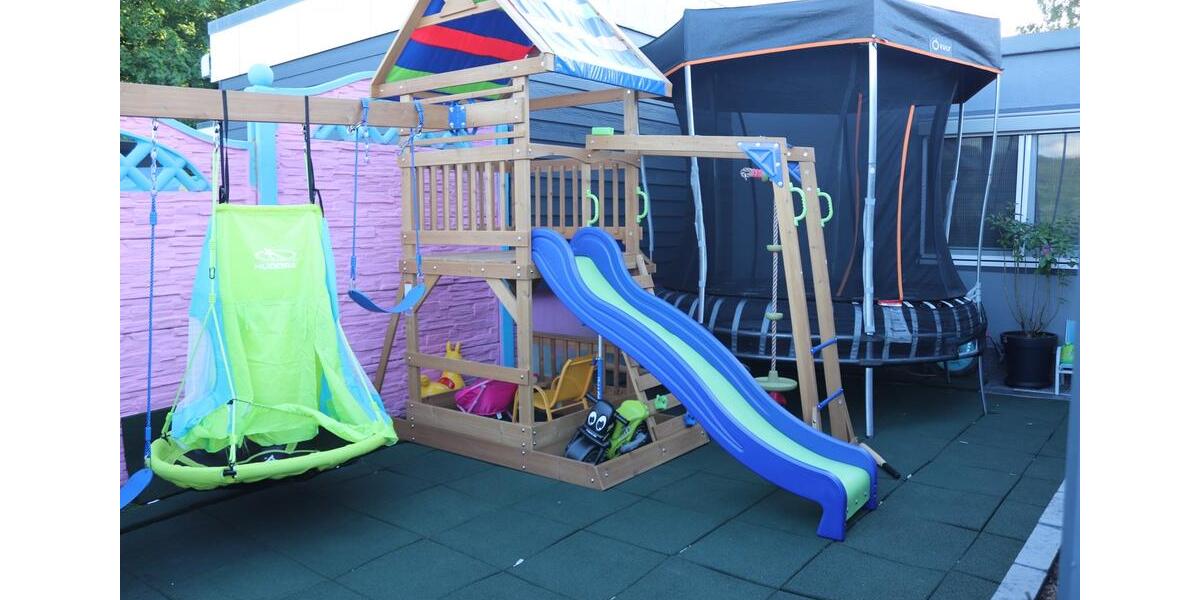 Reihenhaus Remscheid Lüttringhausen - 6 Zimmer, 220 m&sup2;, 449.000&euro; | Angebot:24638600