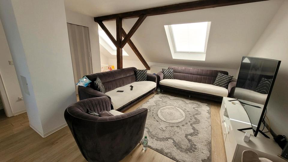 Dachgeschoßwohnung Wuppertal Gemarkung Langerfeld - 5 Zimmer, 120 m&sup2;, 230.000&euro; | Angebot:22881440