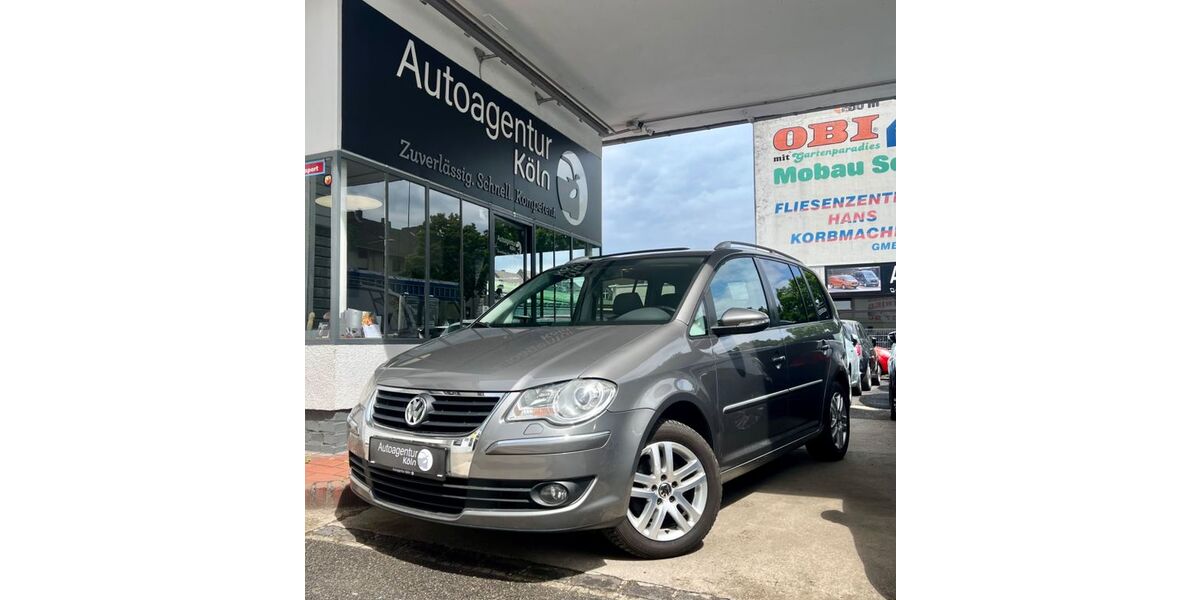 VW Touran 216.000 km 4.990 &euro; Köln 51067