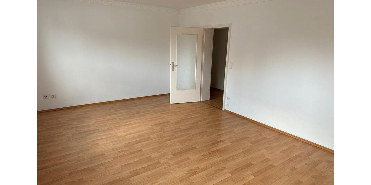 Erdgeschoßwohnung Solingen - 3 Zimmer, 65 m&sup2;, 830&euro; | Angebot:24848944