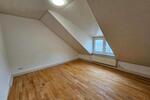Dachgeschoßwohnung Solingen Aufderhöhe - 4 Zimmer, 85 m&sup2;, 930&euro; | Angebot:27603836