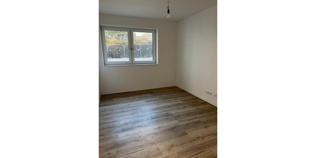 Erdgeschoßwohnung Wuppertal Dornap - 3.5 Zimmer, 96 m&sup2;, 150.000&euro; | Angebot:24675911