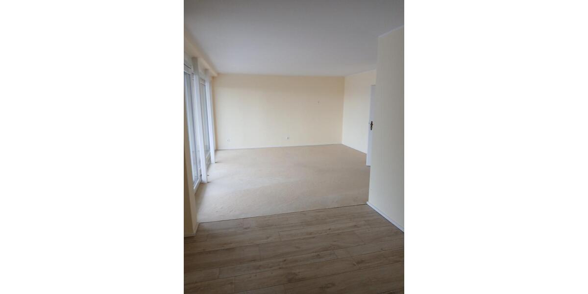 Etagenwohnung Solingen Burg - 3 Zimmer, 90 m&sup2;, 379.000&euro; | Angebot:25725017