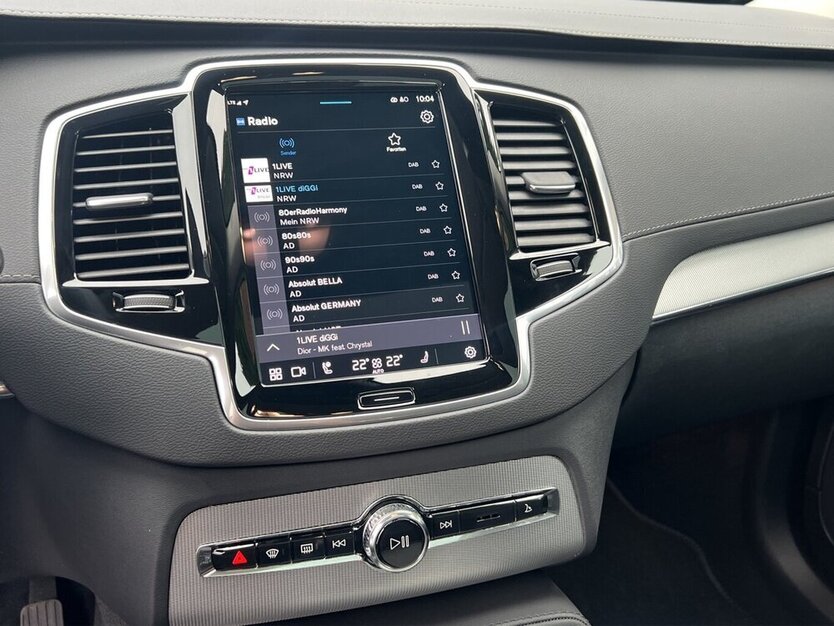 XC90 T8 Plus Bright AWD H&K Pano Kamera 7-Sitzer
