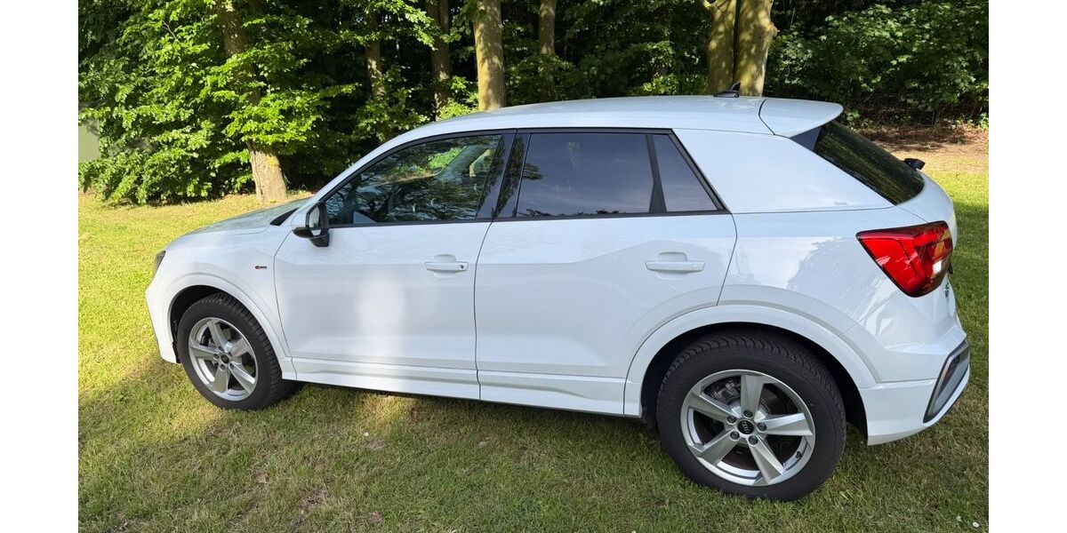 Audi Q2 12.082 km 28.499 &euro; Neuss 41472