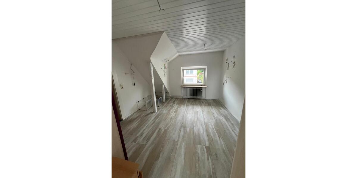 Doppelhaushälfte Wuppertal Gemarkung Barmen - 5 Zimmer, 150 m&sup2;, 1.300&euro; | Angebot:24787860