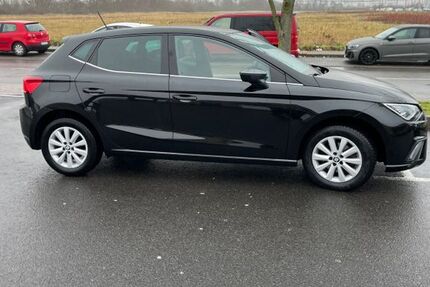 Seat Ibiza 92.000 km 10.400 &euro; Köln 50859